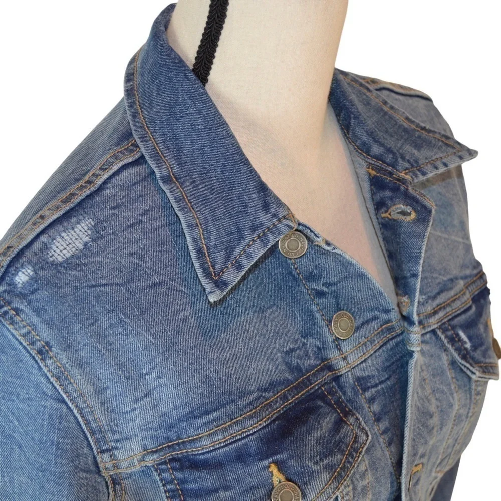 NWT Old Navy Distressed Medium Wash‎ Denim Jacket Built-In Flex, Small